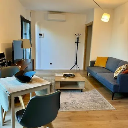 Apartment Superbe T2 Centre Avec Jardin Et Parking