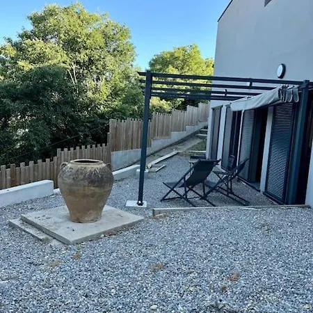 Apartment Superbe T2 Centre Avec Jardin Et Parking *